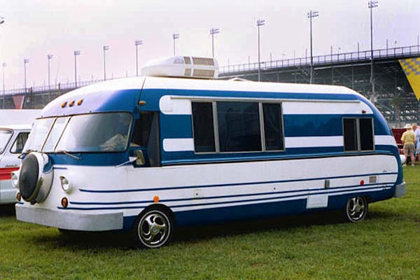 Ultra Van blue white.jpg