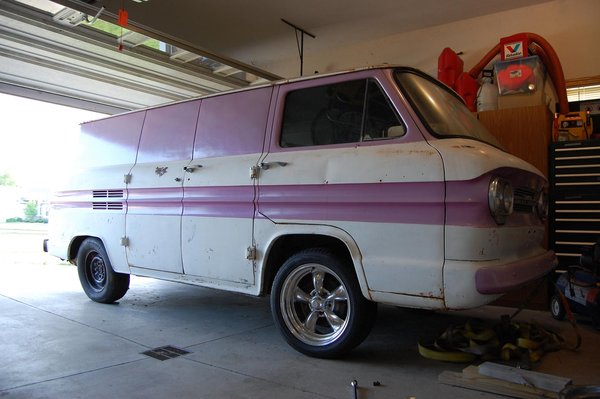 1961 Corvair 95 Panel Van 038.jpg