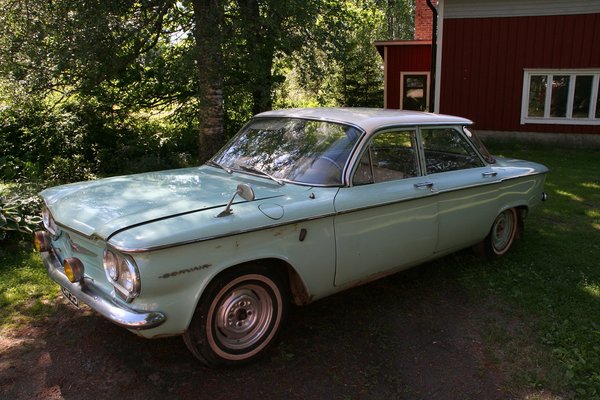 The car after being cleaned a bit. Now you can actually see the rust!