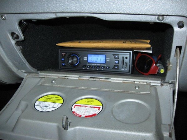mechless_radio.jpg