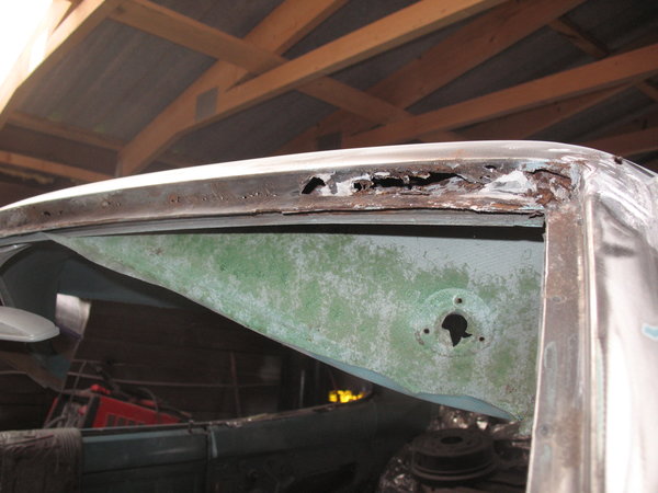 window rot 002.jpg
