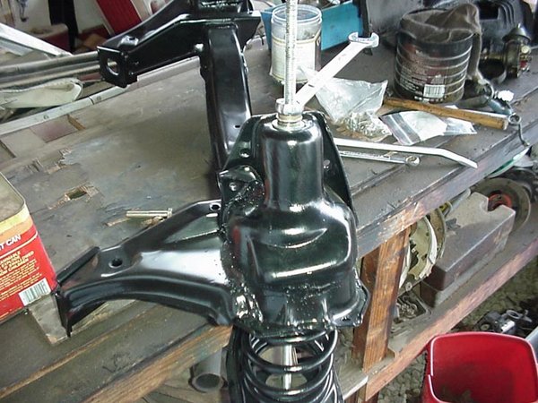 Another view showing spring compressor.jpg