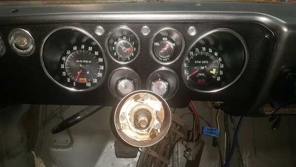 Gauges In.jpg