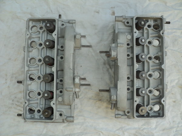 Corvair 140 HP Cylinder Heads (1).JPG