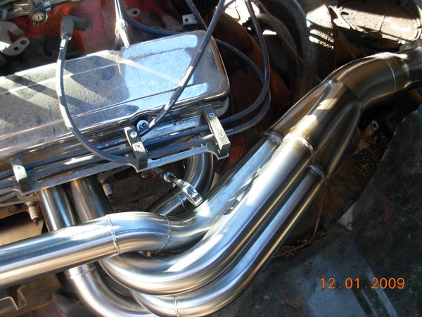 Headers for V-8 Corvair