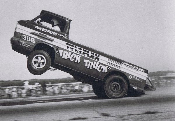 a funnycar Trick Truck FC wheelie.jpg