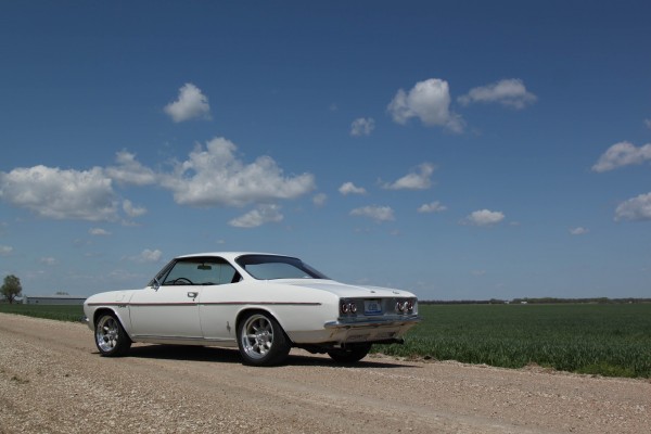 Corvair-in-Kansas.jpg