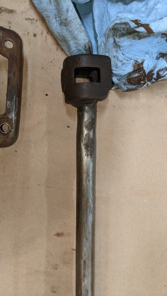 Rusted shifter tube and knuckle.jpg