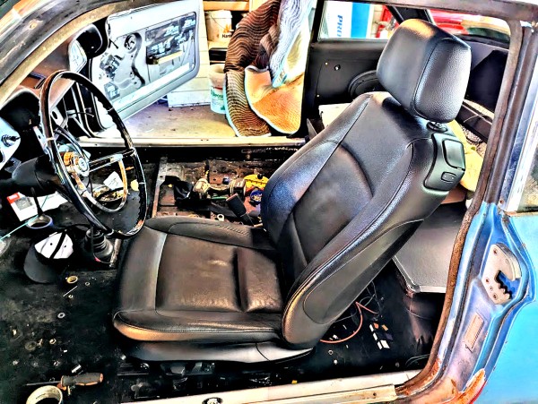 EM Spyder Interior with BMW Power Heated Seats (1).jpg