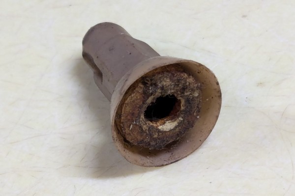 Plastic Acorn Nut 02.jpg