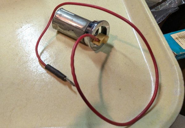 Cigarette Lighter 01.jpg