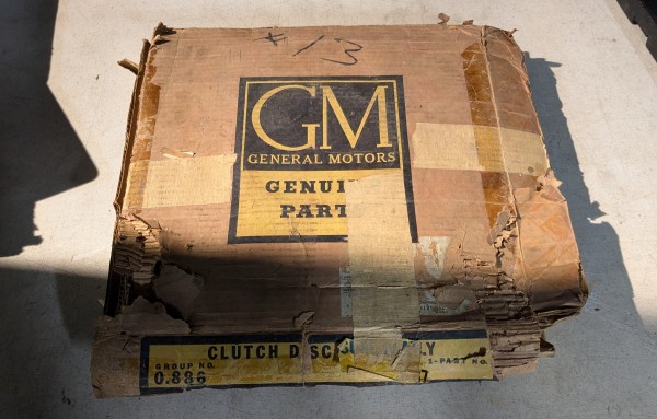 Mystery Clutch 01.jpg
