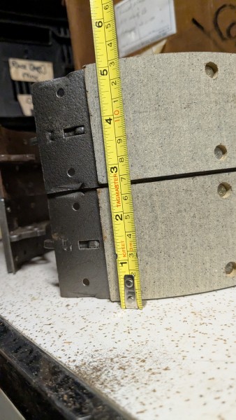Asbestos Brake Shoe Set No. 1 05.jpg